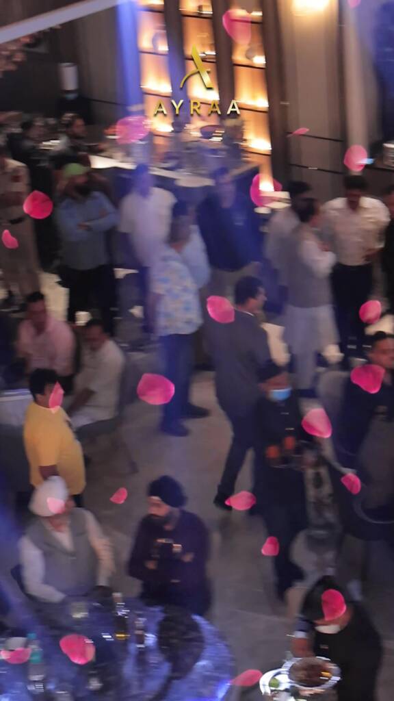 ayra nizami brothers frame at 0m10s